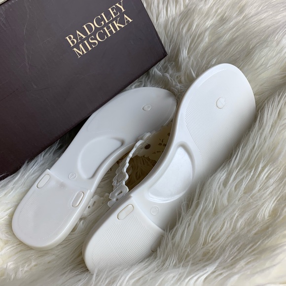 NWT Badgley Mischka Bali Ivory Jelly Flip Flop 7M - Picture 3 of 7